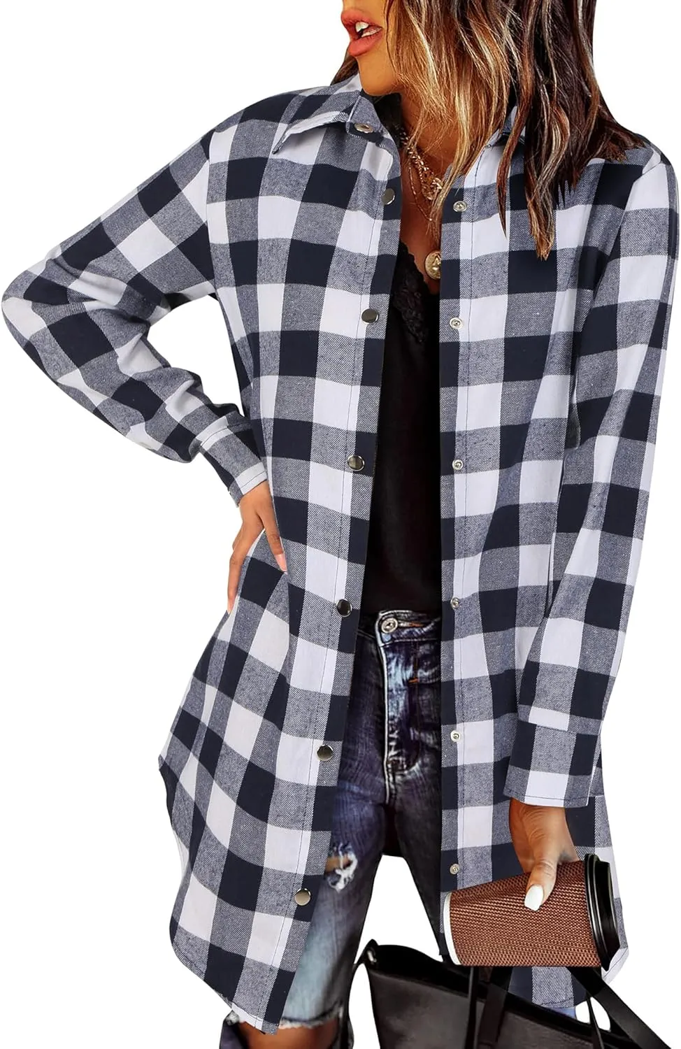 Zeagoo Flannel for Women 2025 Fall Fashion Long Sleeve Plaid Button Down Shirts Shacket Blouse Top with Pockets