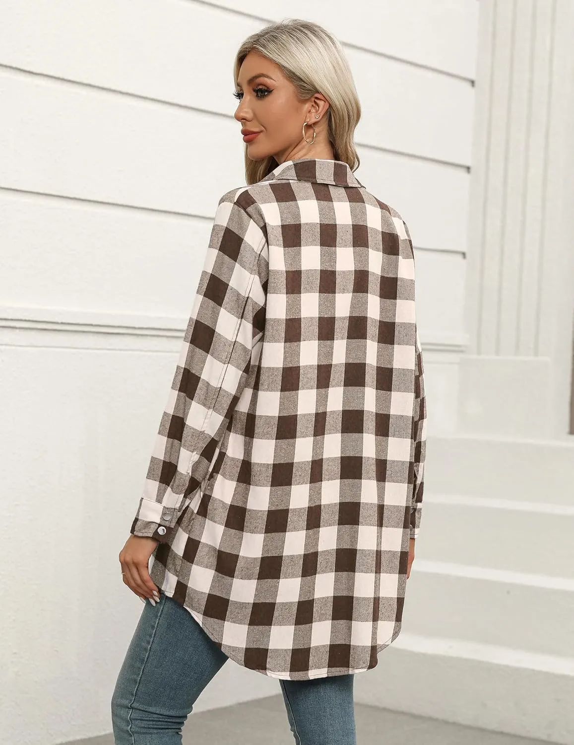 Zeagoo Flannel for Women 2025 Fall Fashion Long Sleeve Plaid Button Down Shirts Shacket Blouse Top with Pockets